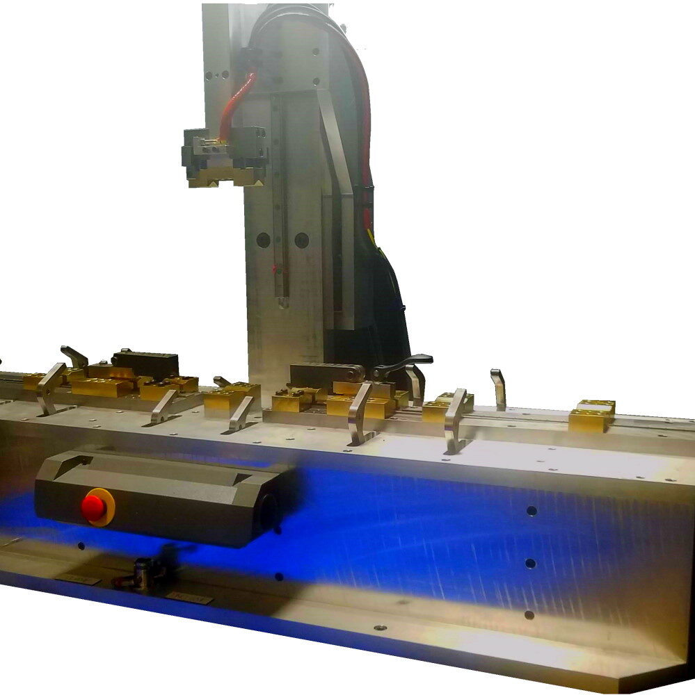 Automatic fixture with pneumatic clamping